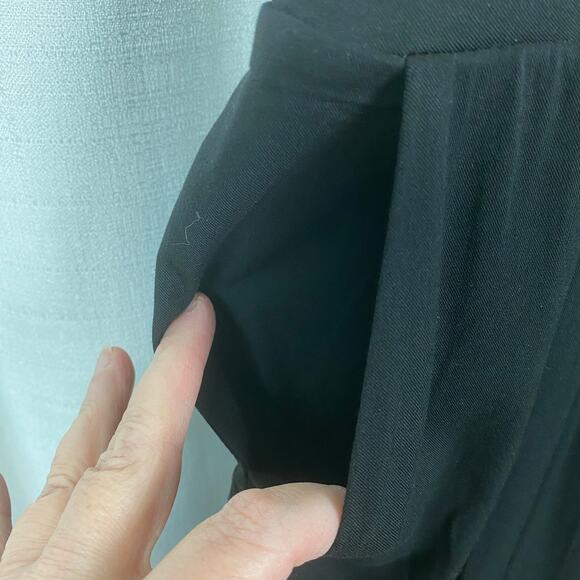 Torrid Black Challis Tie Front Culotte Jumpsuit Sz.4 - Picture 9 of 15